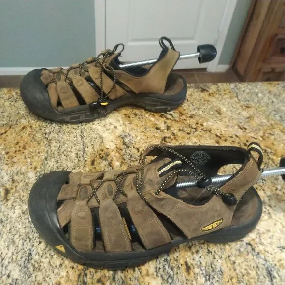 Keen Men Shoe Newport H2 Size 11M Brown Athletic Sport Sandal Hiking Walking